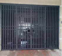 Mẫu cửa cổng sắt hộp hộp công trình nhà riêng